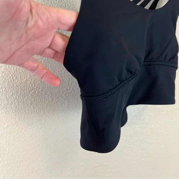 Lululemon black Free to Be Moved Bra - Picture 5 of 10